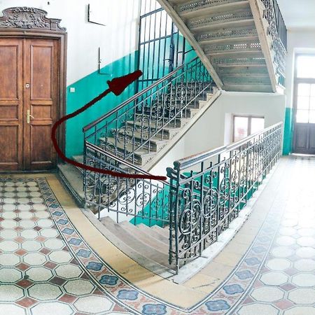 Vintage Apartment 2 Rooms With Balcony Lviv Dış mekan fotoğraf
